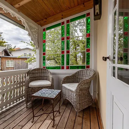 Gustavia Koenigsstuhl