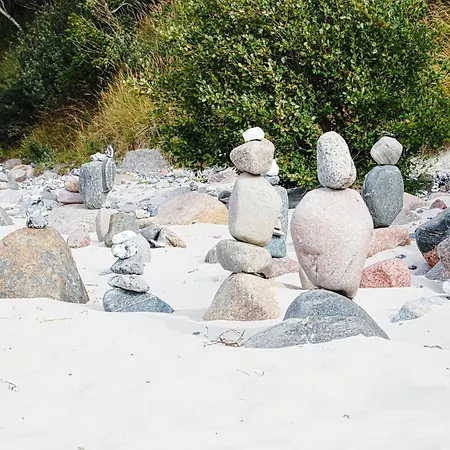 Gustavia Koenigsstuhl * Sassnitz